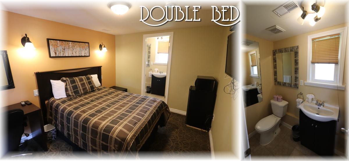Twin Peaks Motel Napanee Exteriör bild
